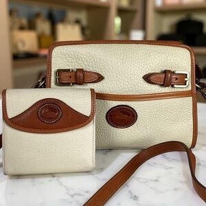 Dooney & Bourke Vintage Y2K all weather Cream and Brown Crossbody Bag Wallet Set